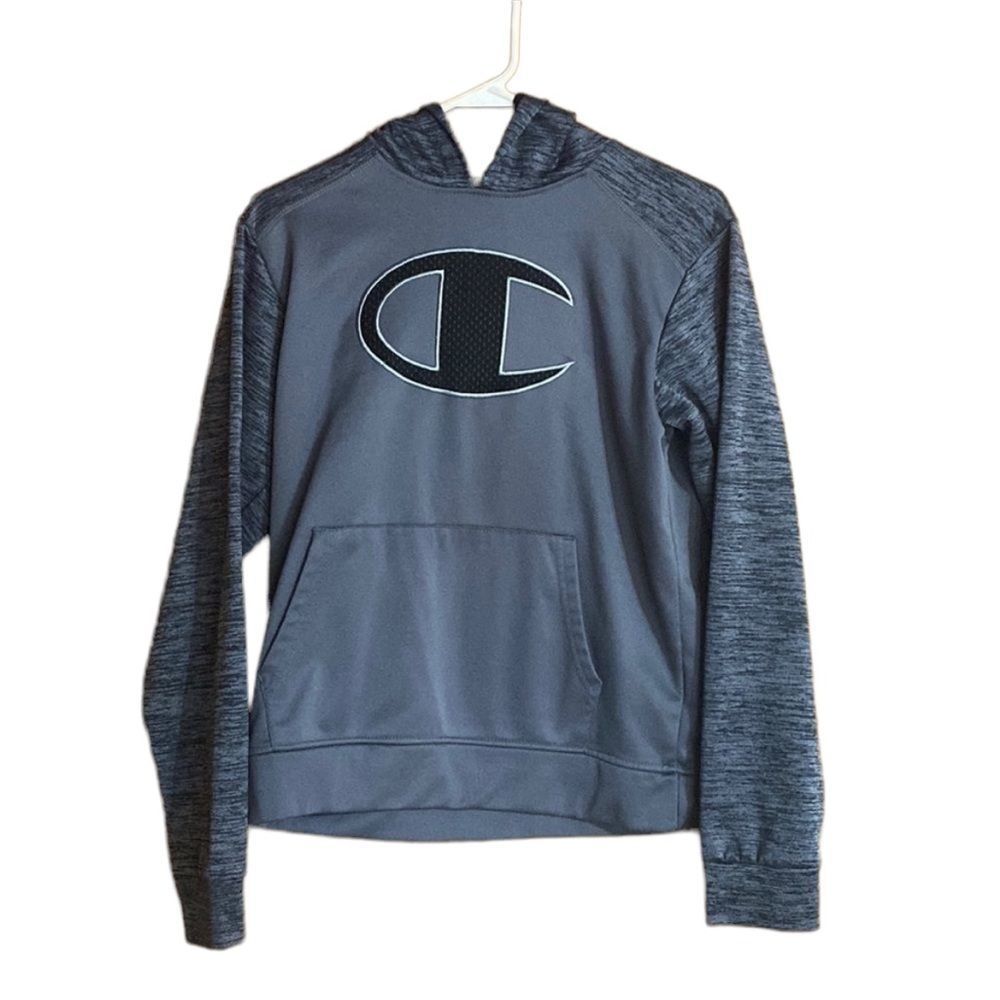•CHAMPION• boys hoodie size XL(14-16)